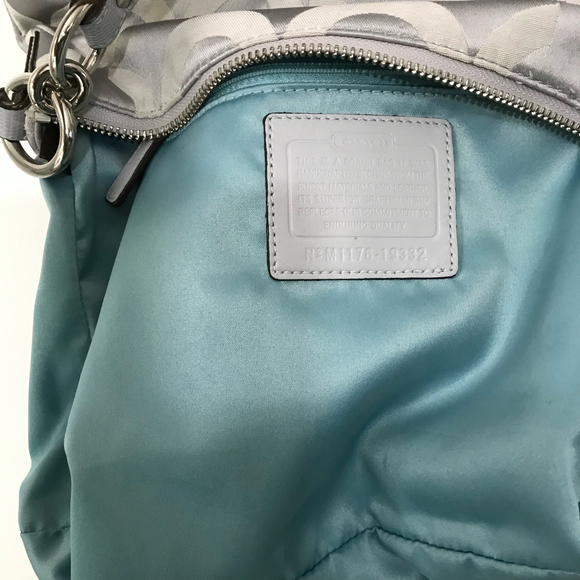 Coach Kristen Signature C Gray Silver  2011 Hobo Bag Purse with Crsbdy Strap EUC - Picture 7 of 9